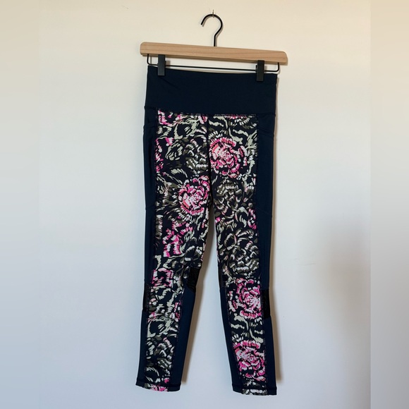 LuLaRoe Rise Fearless Crop Leggings - Small S - Picture 2 of 13